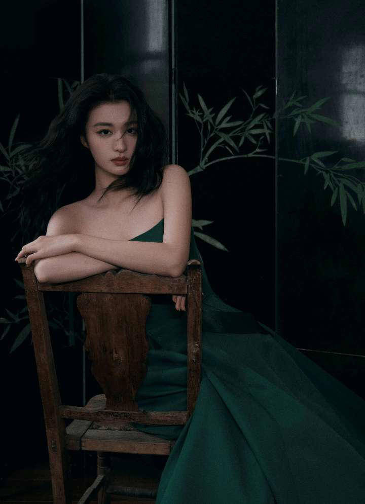 港风美女王楚然