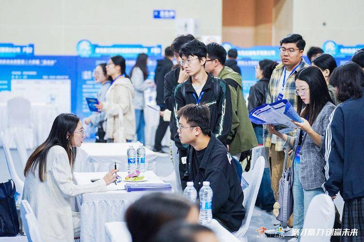 风起“蓝洽会”，青岛全力打造国际人才“智贸港”